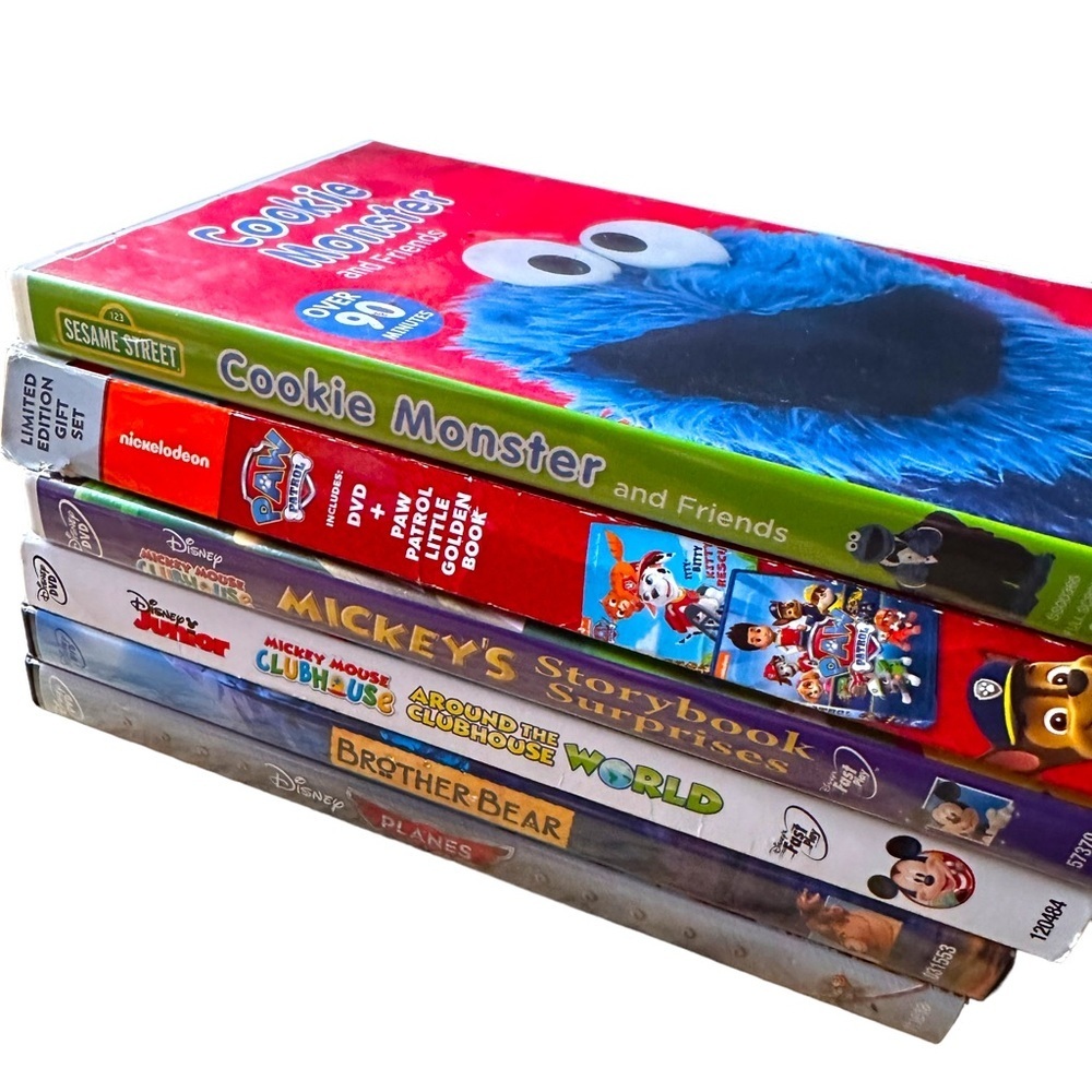 Set of 6 Animated Disney, Nickelodeon & Sesame Street Movies